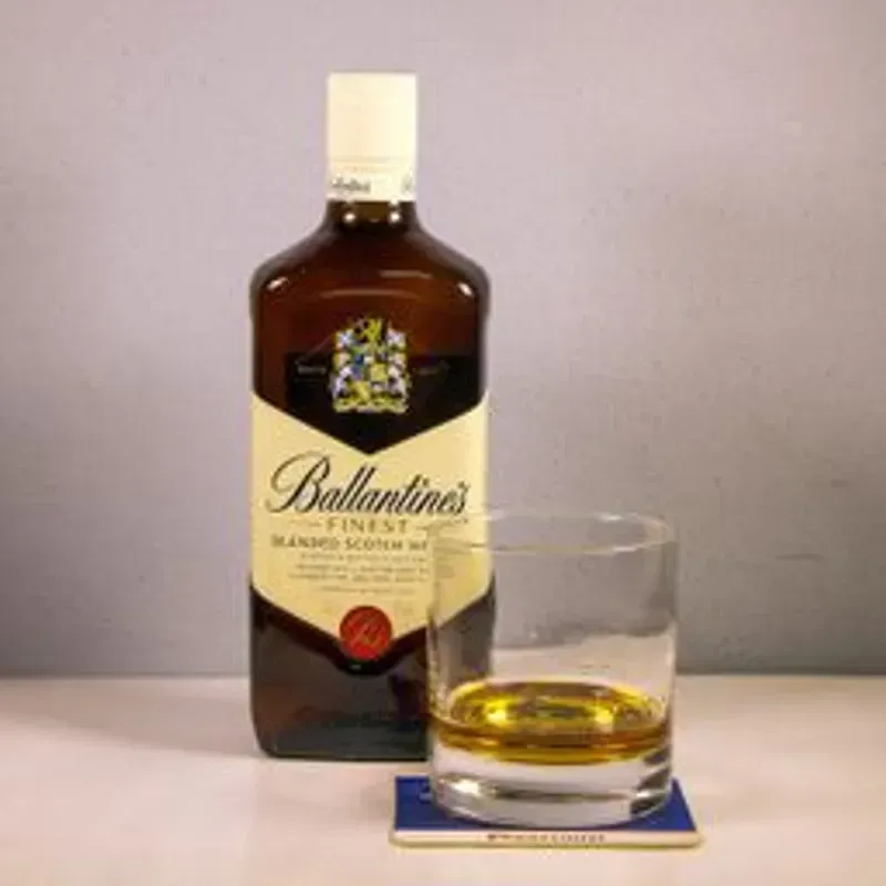 Whisky Ballentine's