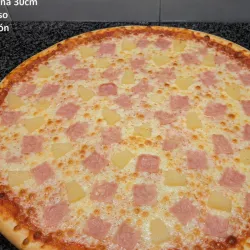 Pizza Hawaiana