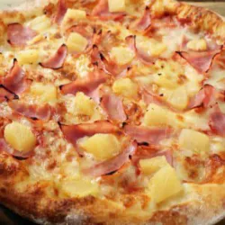 Pizza Hawaiana ( queso  gouda)