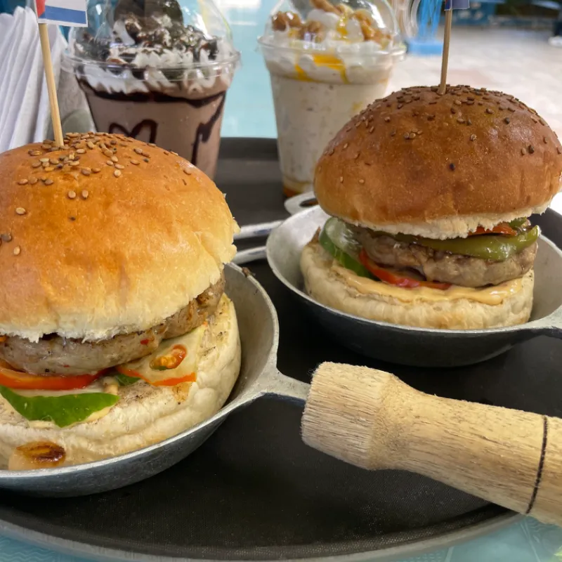 Hamburguesa de Cerdo Simple 