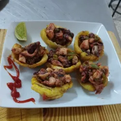 Tostones con camarón