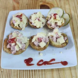 Tostones con Jamón y Queso