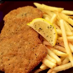 Escalope vacuno con vianda frita