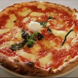 Pizza Medium Napolitana