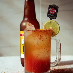 Michelada con cerveza mayabe
