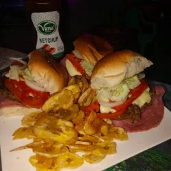 Hamburguesa Súper 3