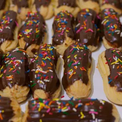 Eclair de chocolate