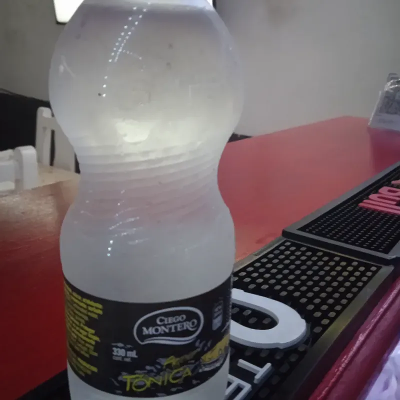 AGUA TONICA