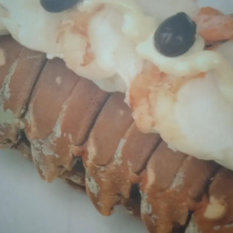 LANGOSTA EN SU SALSA