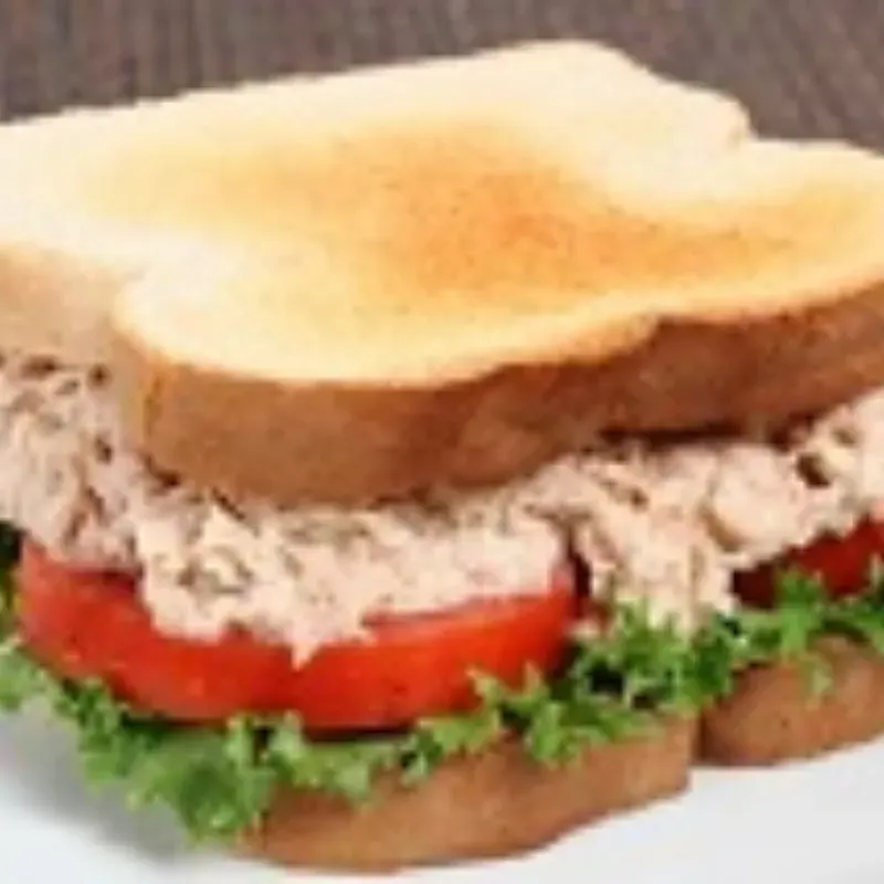 SANDWICH DE ATÚN