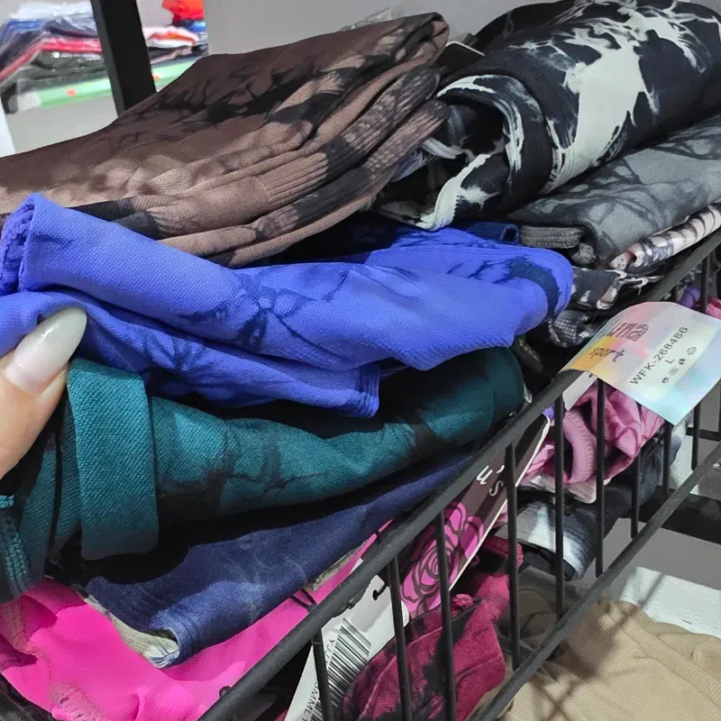 Licras levanta glúteos marmoleadas