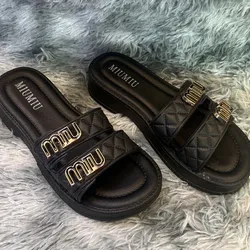 Sandalias Miu Miu