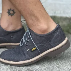 Modelo Curry gris 42-43 y 44-45