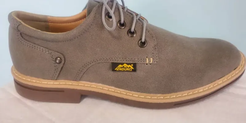 Modelo Hunting gris 38, 39, 40-41, 42-43 y 44-45