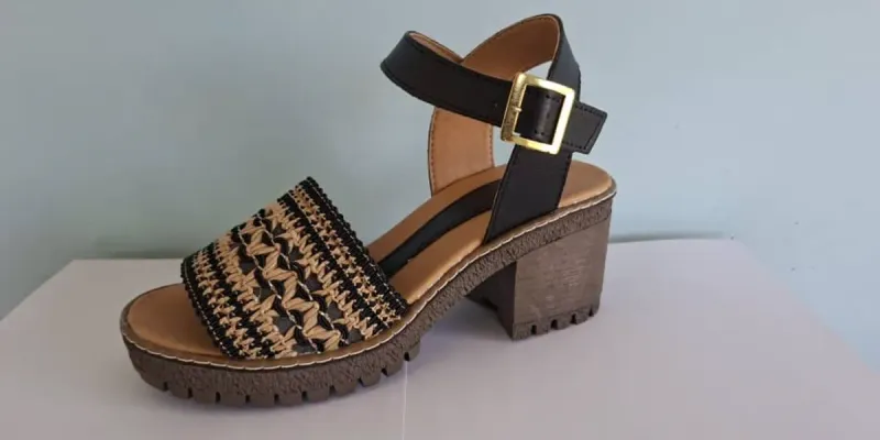 Modelo Pala de Yute negras