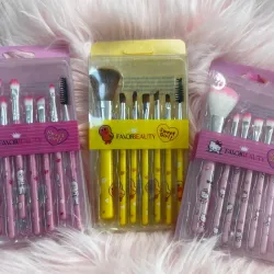 💞Set de 7 brochas💞