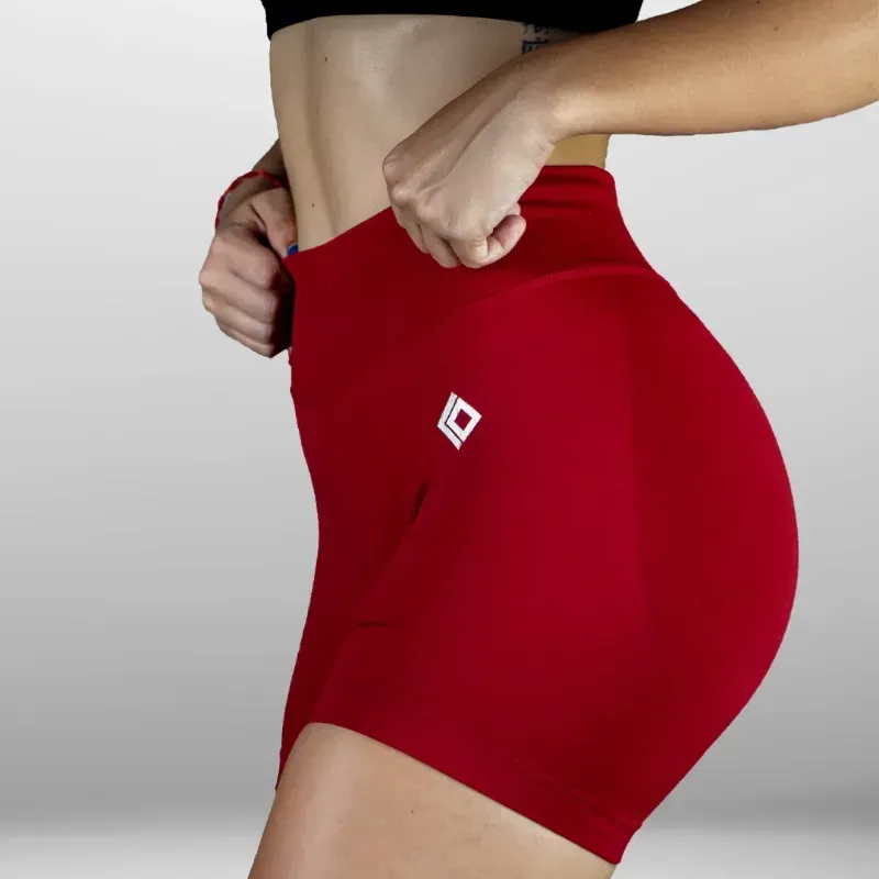 Licra Corta Push Up con Costura en V de la Platinum Line rojo L