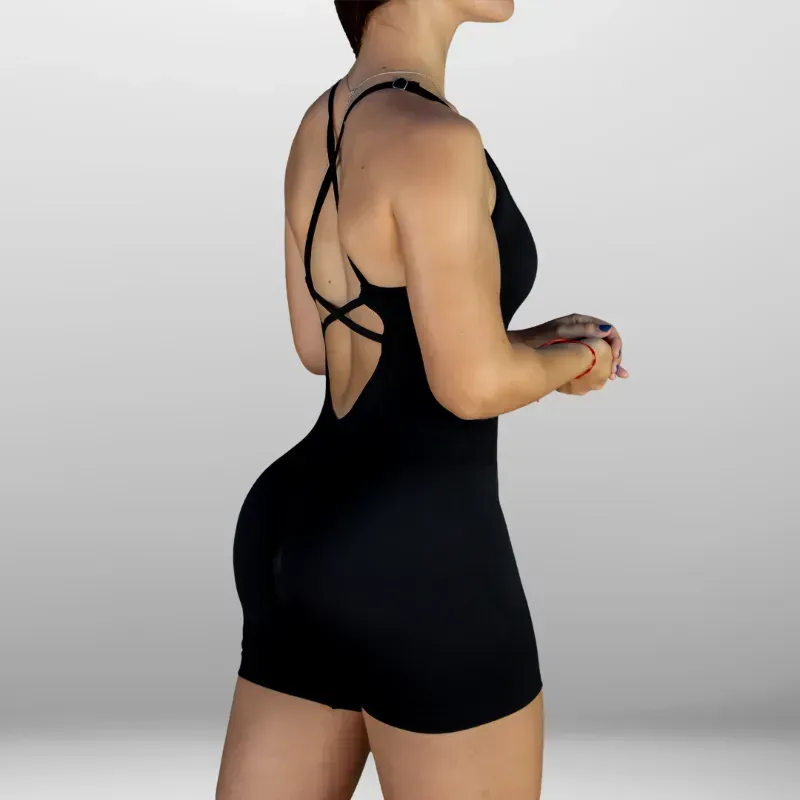 Mono Enterizo Push Up Platinum Line color Negro L