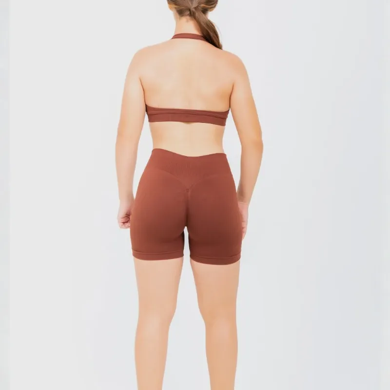 TOP DEPORTIVO ESTILO HALTER BASIC – MARRÓN