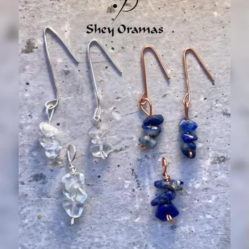 Par de Aretes más Dije