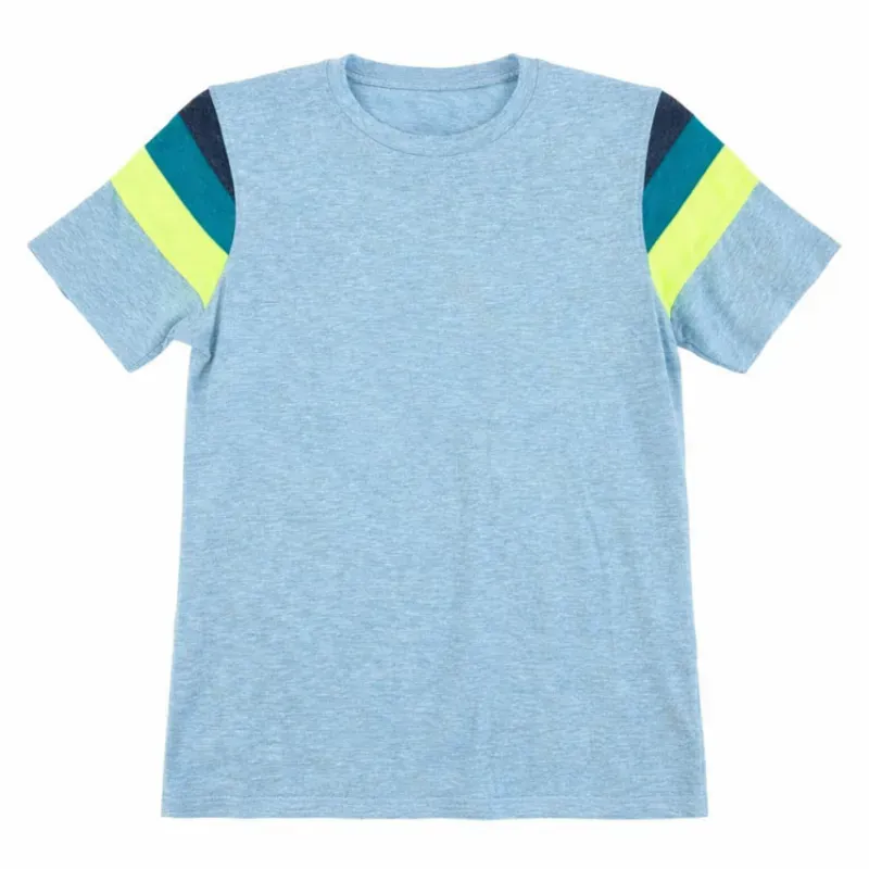 Camiseta Infantil con Rayas en Mangas