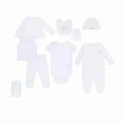 Conjunto Blanco con Body, Pijama, Pantalón, Abrigo y Accesorios para Bebé