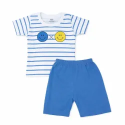 Conjunto Blanco y Azul con Pullover de Rayas y Short