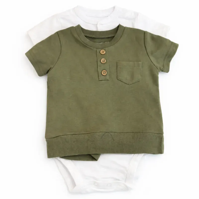 Conjunto de Body Blanco y Camiseta con Short Verde para Bebé