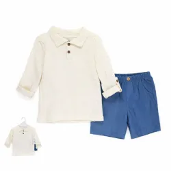 Conjunto de Camisa Beige y Short Azul