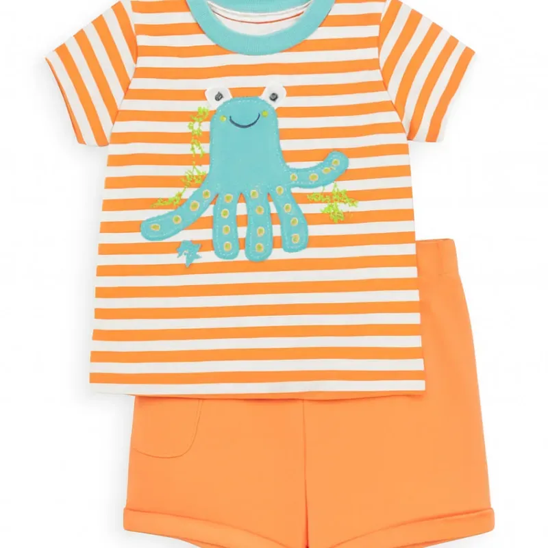 Conjunto de Camiseta y Short con Pulpo