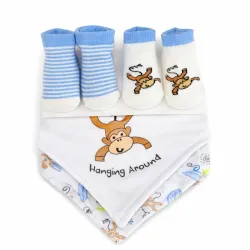 Set de Babero con Medias