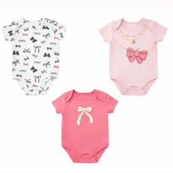Set de Bodys Rosa, Rojo y Blanco con Moños y Corazones para Bebé