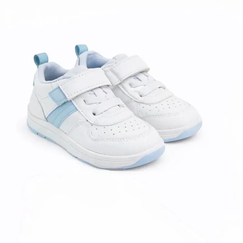 Tenis Blancos con Detalles Celestes para Bebé
