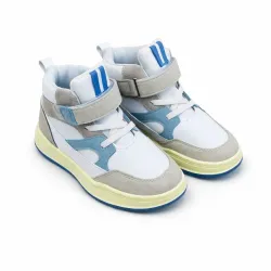 Tenis Corte Alto Blancos con Detalles Beige y Azul