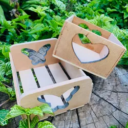 Caja de madera pequeña 