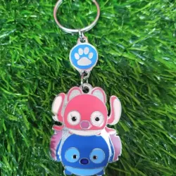 Llavero metálico: Stitch & Angela