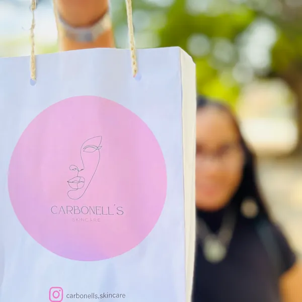 Bienvenidos...  Asesoría personalizada, variedad de productos y servicios estéticos. Siéntete en confianza y disfruta de tu navegación , trabajamos para brindarte la mejor experiencia y resultados🌸
Compras que superen los 10mil cup ( reciben un regalito de agradecimiento 🎁
