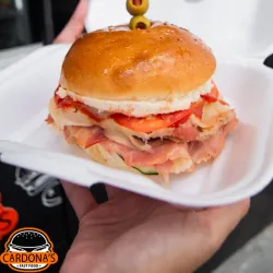 Hamburguesa Cardona's 