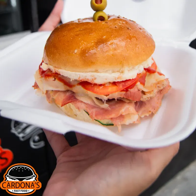 Hamburguesa Cardona's 