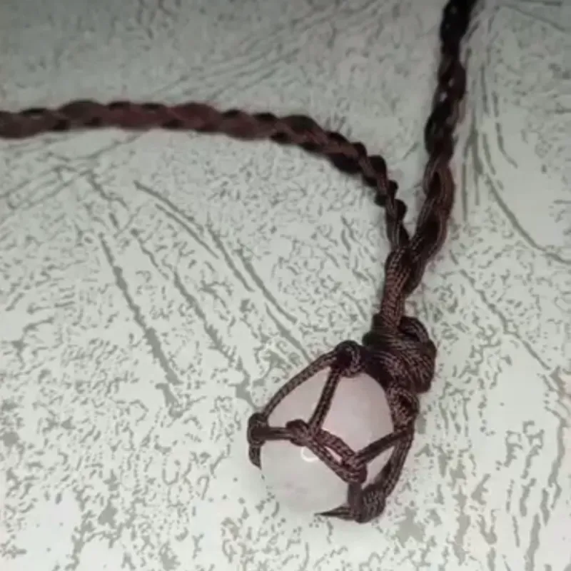 Collar con cuarzo rosa