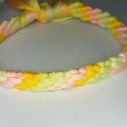 Pulsera de hilo de madeja #1