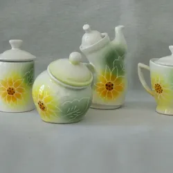 Piezas (azucareros y teteras)