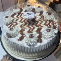 Cake tres leches.