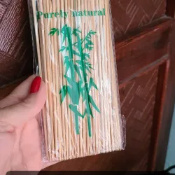 Brochetas 15 cm.largo sprox 90 unidDds 