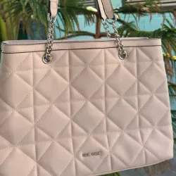Cartera  NINE WEST  nueva
