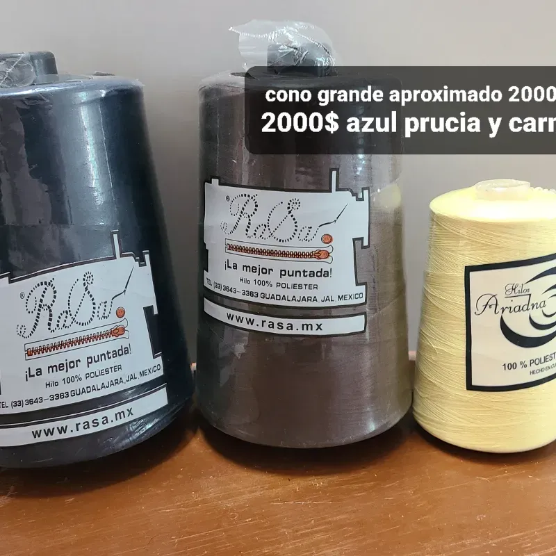 Conos grande hilo.poliester 20000 yardas carmelita y azul.prucia 
