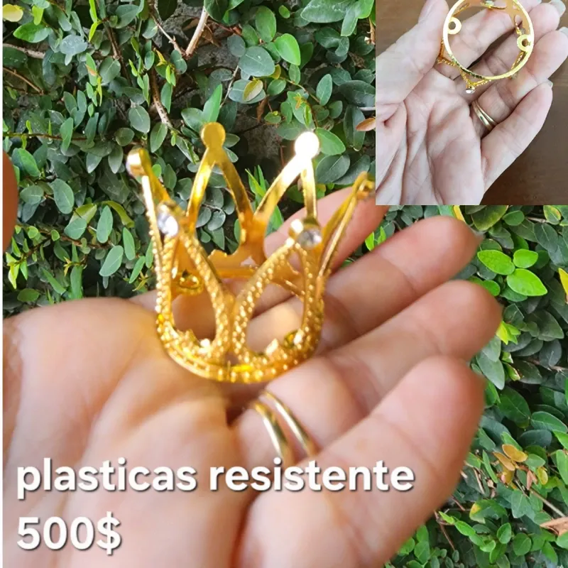 Coronas plasticas para decoracion