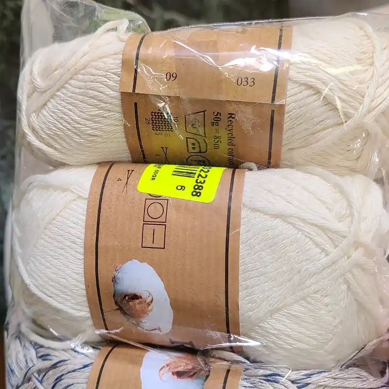 Estambre algodon.50 g color arena 