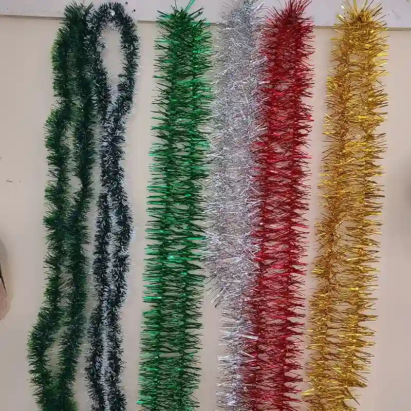 Girnalda  de navifad