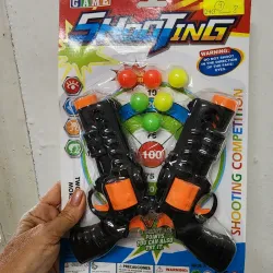 Juego de pistolas y bolas